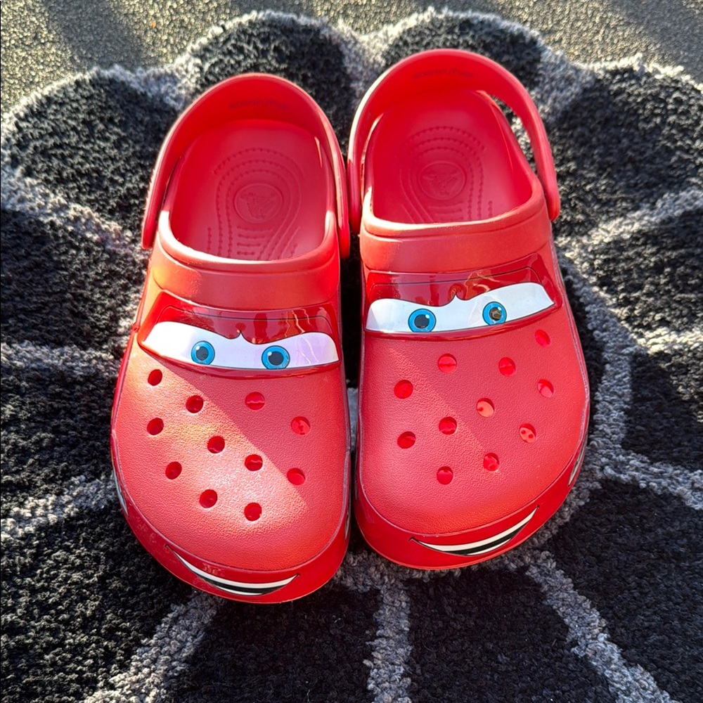 Men’s/Kids Lightning McQueen Crocs with Car Design